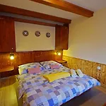 Yellow Paradise House Apartamento *
