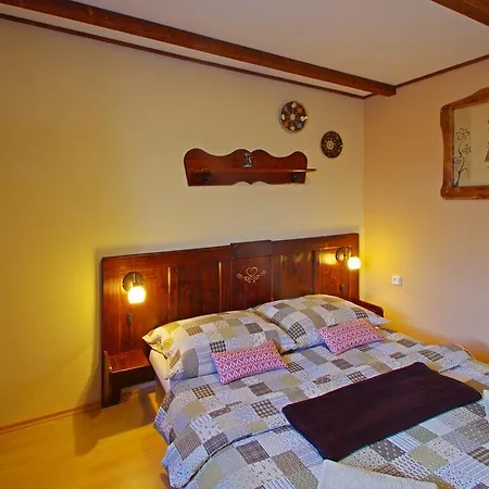 Yellow Paradise House Appartement Hrabušice