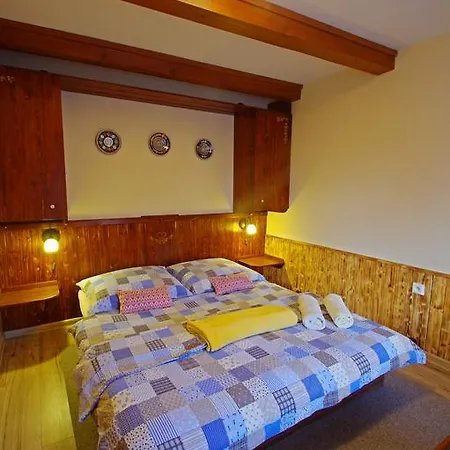 Yellow Paradise House Appartement *