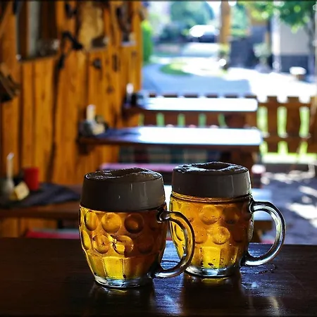 Apartman Yellow Paradise House Káposztafalva